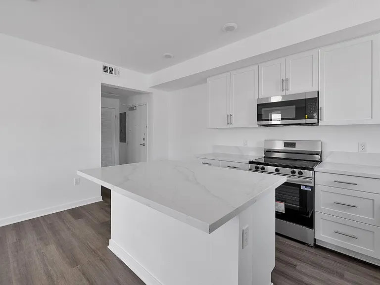 68550 Grove St #200 — Photo 17