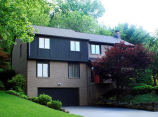 222 Springhouse Ln, Pittsburgh, PA 15238
