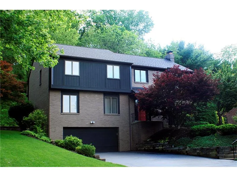 222 Springhouse Ln photo 1