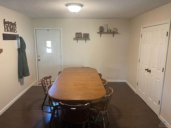 3rd image of 375 Julie Ave