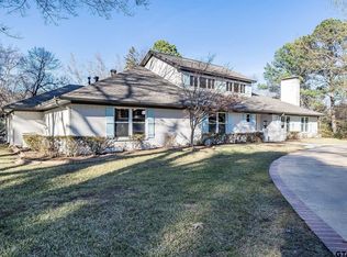 2711 Woodlake Dr, Tyler, TX 75701