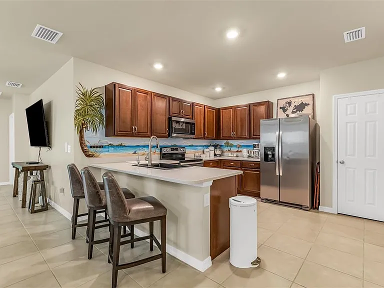 7177 W Lenox Cir — Photo 5