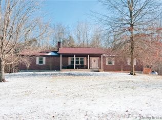 1360 Sherwood Dr NE, Corydon, IN 47112