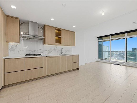 4th image of 4880 Lougheed Hwy #3201