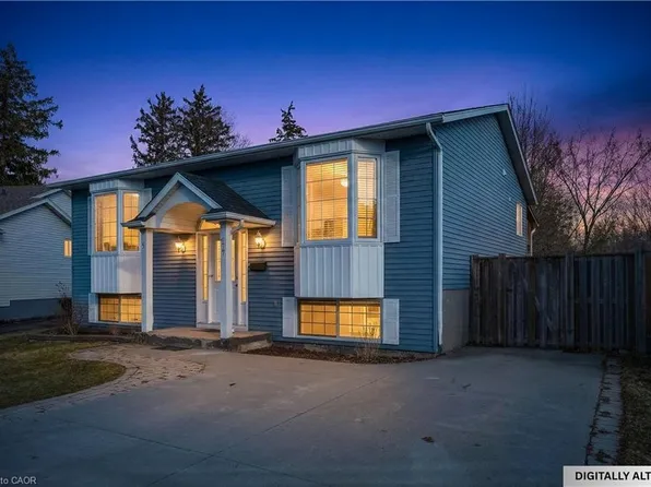 17 Anderson Cres, West Lincoln, ON L0R 2A0