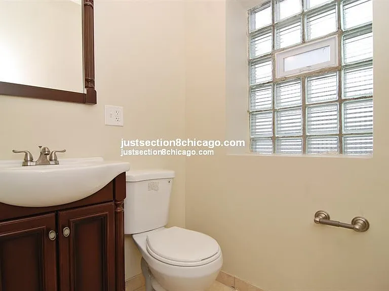 5148 W Huron St #1 — Photo 2