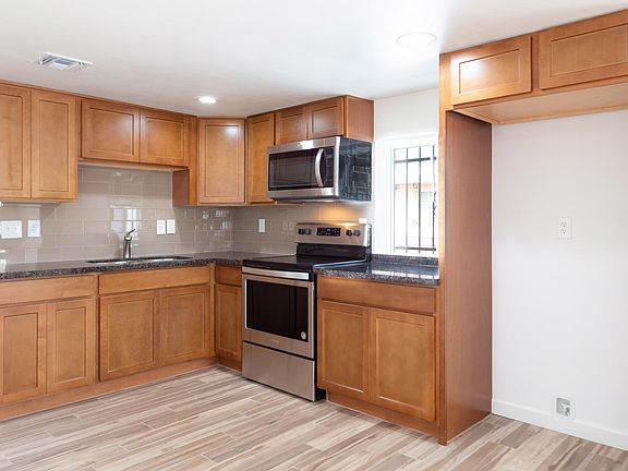 5th image of 4818 S 11th Ave
