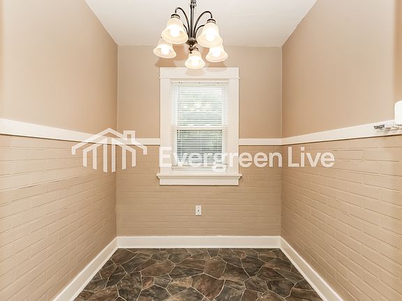 5th image of 1681 Meriline Ave