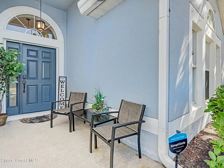 1652 La Maderia Dr SW — Photo 4
