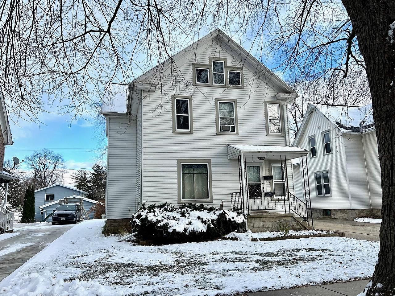 319 Stafford ST, Plymouth, WI 53073 Zillow