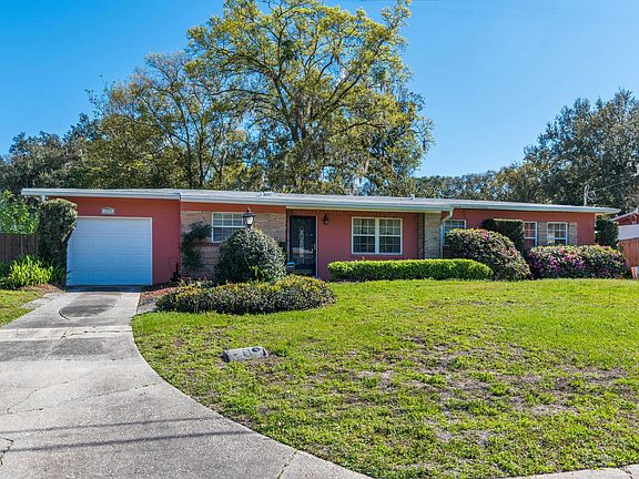 2nd image of 6098 Robbins Cir S