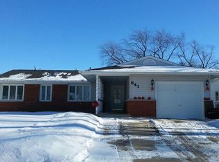 641 Grosvener Ln, Elk Grove Village, IL 60007