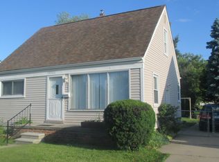 28761 Warren Rd, Garden City, MI 48135