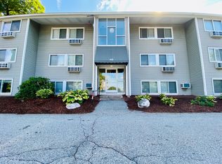 36 & 38 & 40 Oak, Worcester, MA 01605