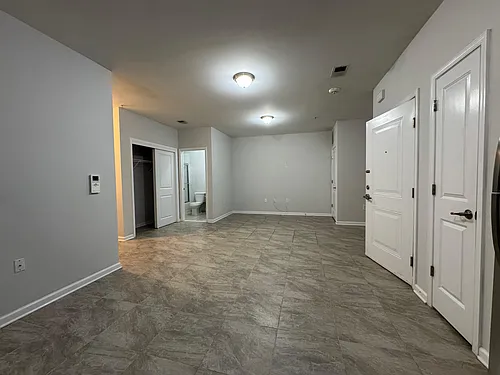 408 Westminster Ave Photo 1