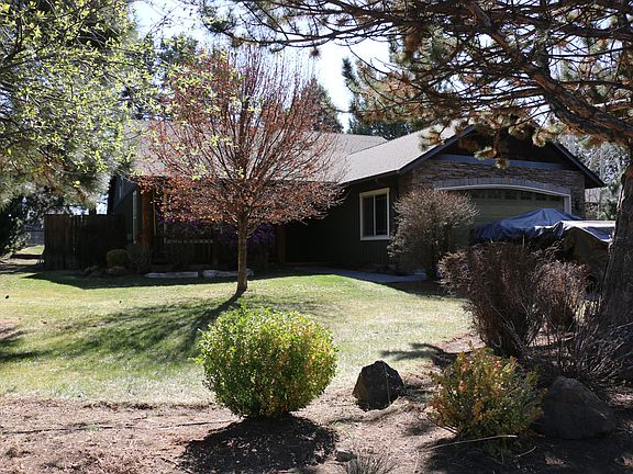 4th image of 63048 Tourmaline Ln