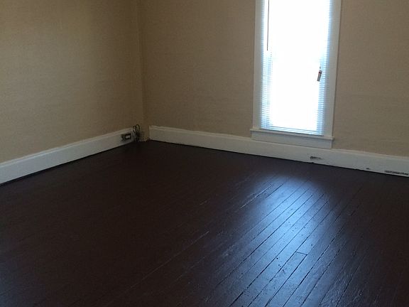 5th image of 632 Reinhard Ave