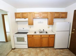Markham, Grand Forks, ND 58201