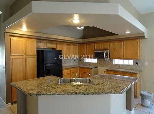 5th image of 3461 Gosling St