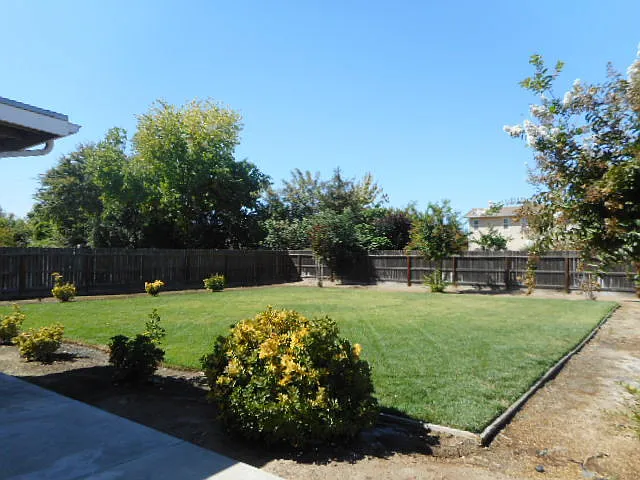 2570 S Duke Ave — Photo 18