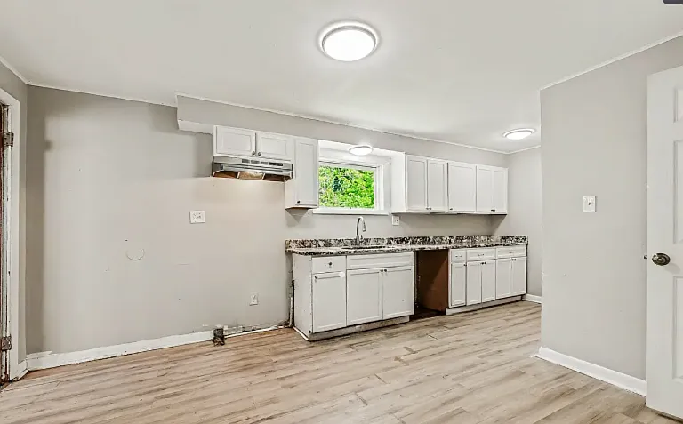 109 Carlisle St — Photo 3