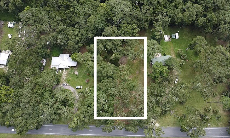 2nd image of 1027 SE Hwy 349