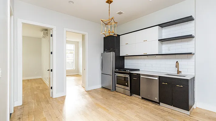 Rented by Nooklyn NYC LLC | media 10