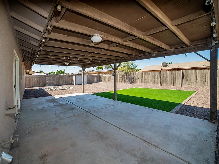 4350 W 17th Ln — Photo 25