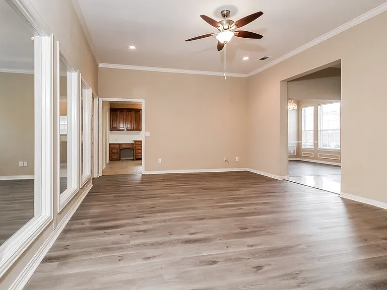 2725 Running Duke Dr — Photo 3