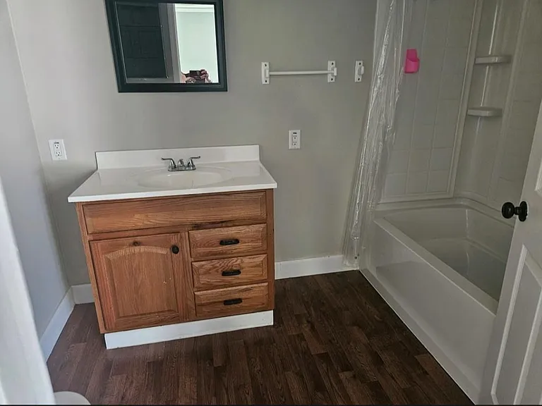 388 S Jones St — Photo 11
