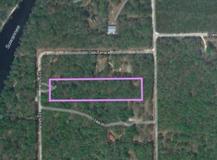 27 235th Rd, Live Oak, FL 32060