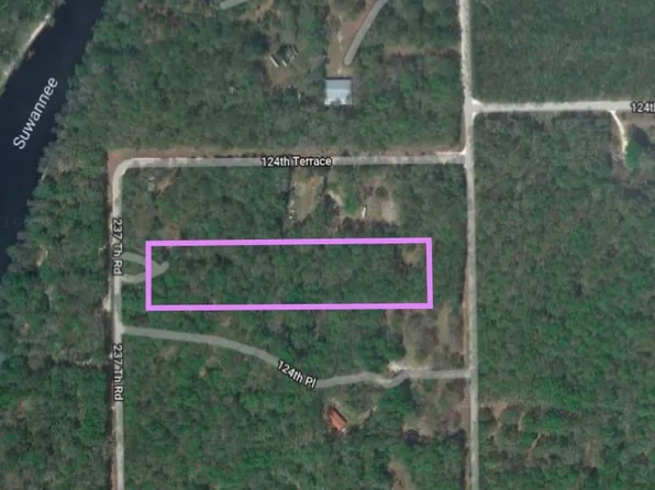 27 235th Rd, Live Oak, FL 32060