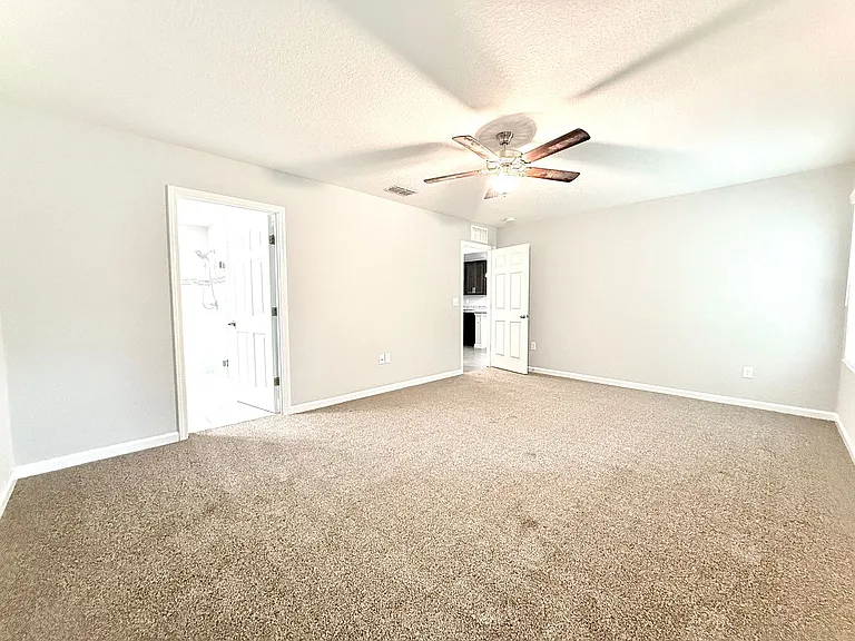 6822 McMullin St — Photo 16