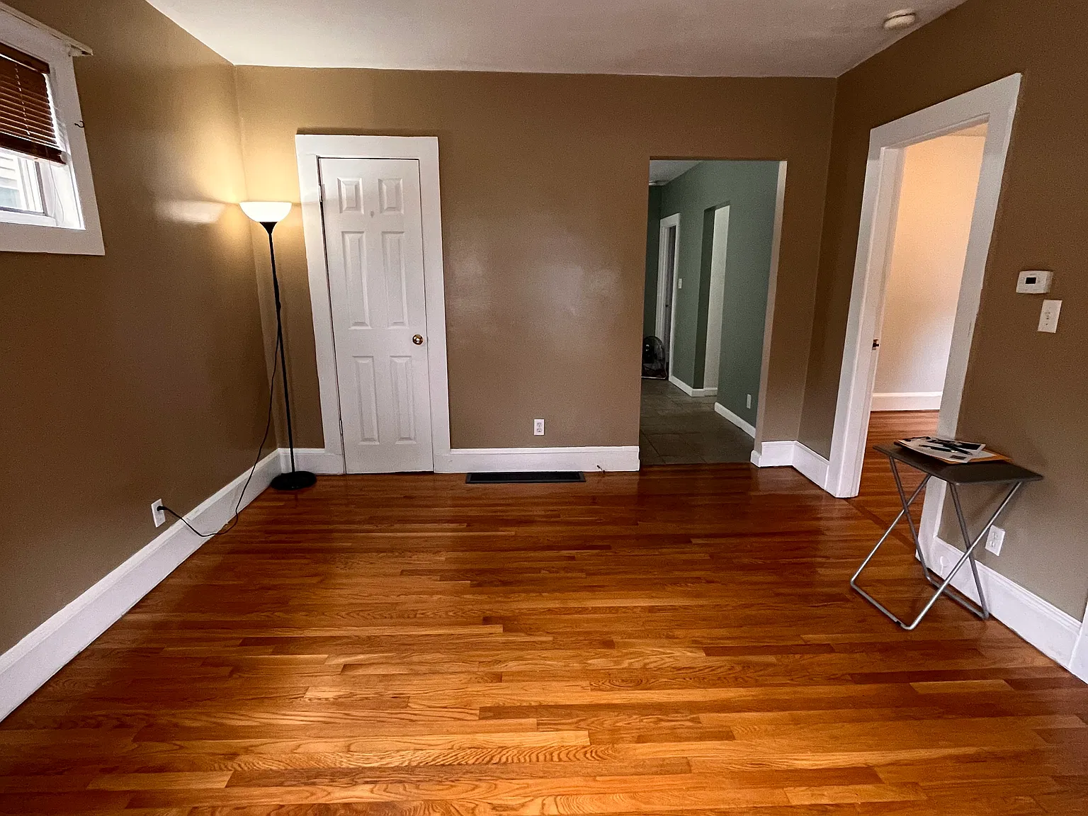 2 bed, 650 sqft, $2,350 — Photo 2