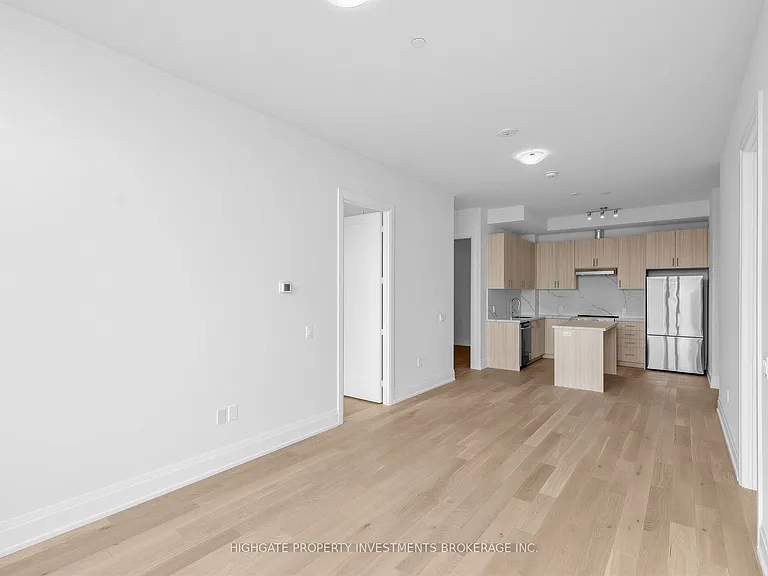 27 Korda Gate #Penthouse 101 — Photo 17