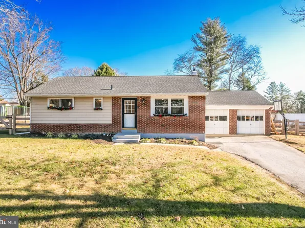 1253 Memory Ln, West Chester, PA 19380