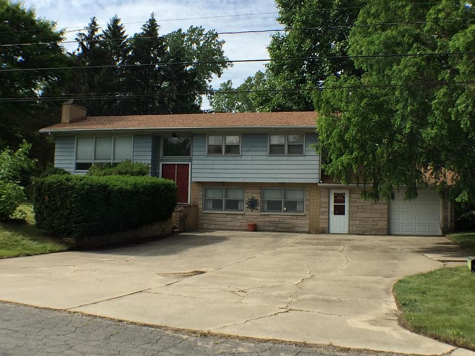 1st image of 74066 15th Ave