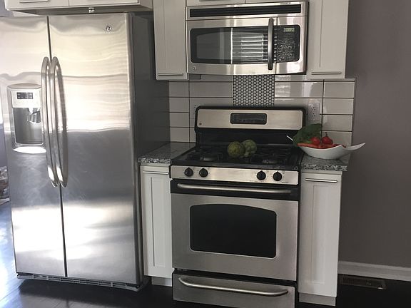 5th image of 7044 Holly Hills Ave
