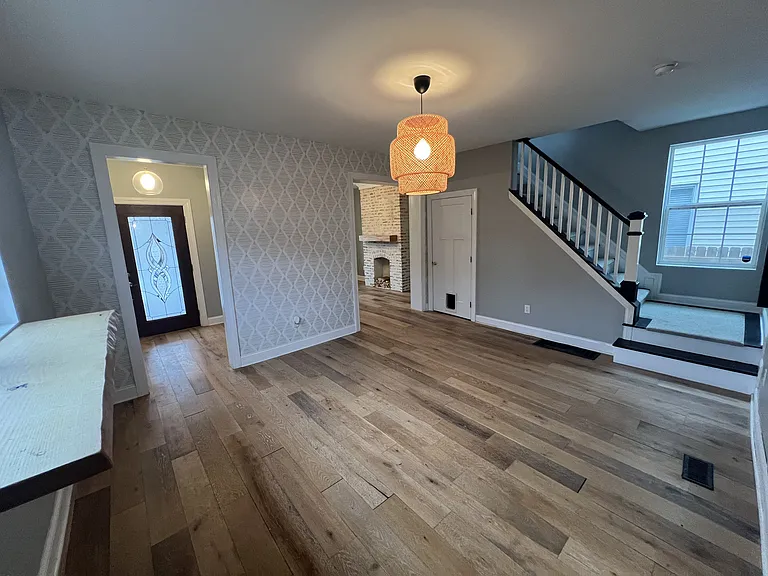 1342 Hamlet St — Photo 5