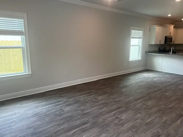 32400 Revere Dr — Photo 6