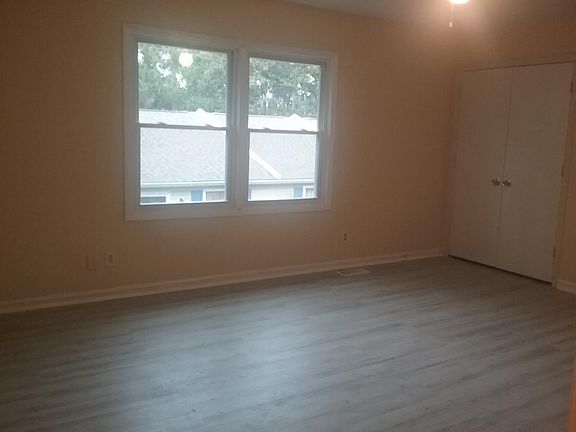 4th image of 6212 Blynn Dr