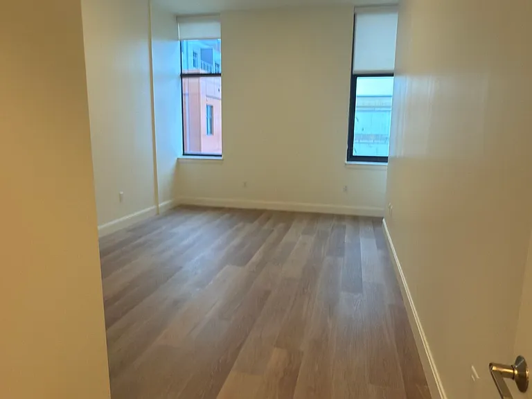 1077 Commonwealth Ave #244D — Photo 16