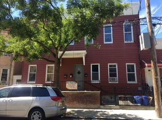 34 Pine St, Brooklyn, NY 11208