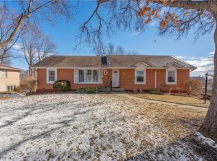 1007 S Ridgeway Dr, Liberty, MO 64068