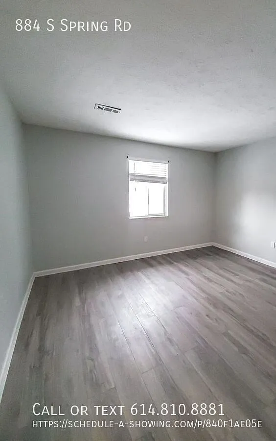 Two Bedroom Apartment- Downstairs with Patio — Photo 4