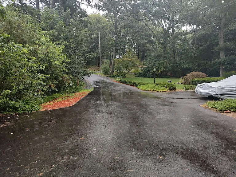Creek St — Photo 2