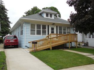 922 N Kelly Ave, Joliet, IL 60435