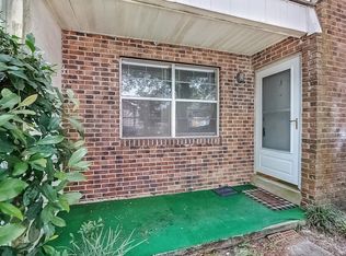 613 Colonial Dr APT 3, Fort Walton Beach, FL 32547