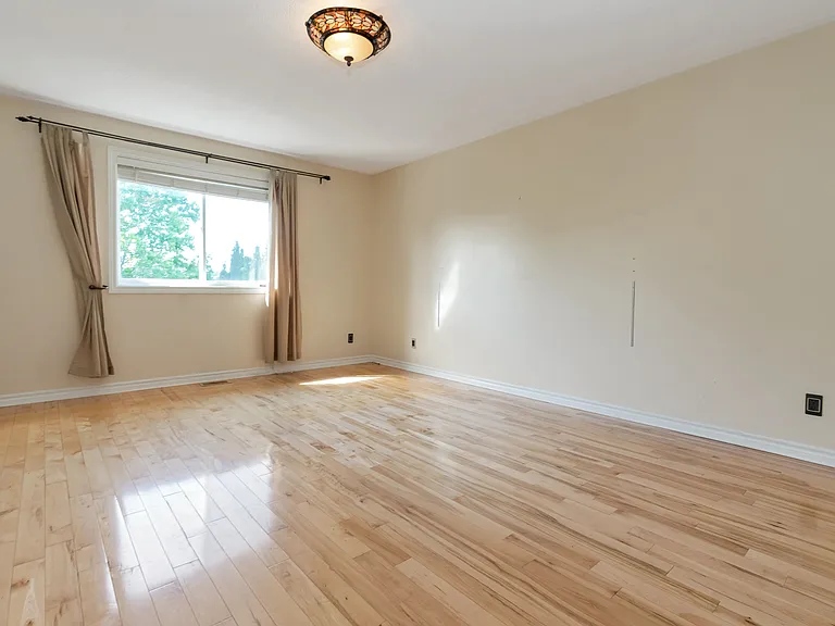 49 Logan Ct #UL - 49 LOGAN CRT — Photo 21