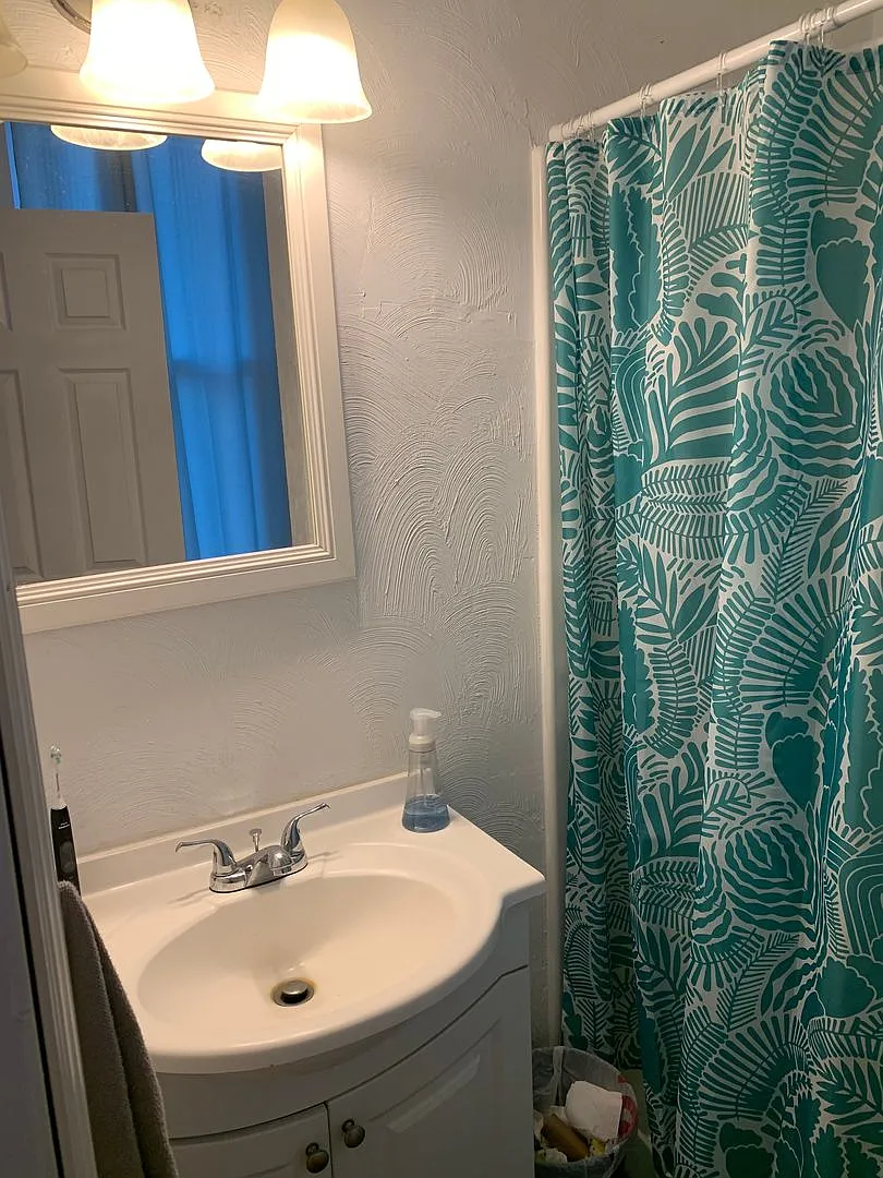311 Meyran Ave — Photo 4